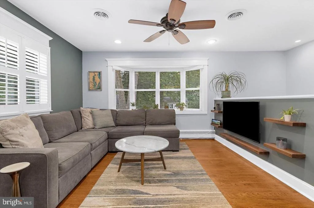 Photo of 228 DEWEY DRIVE