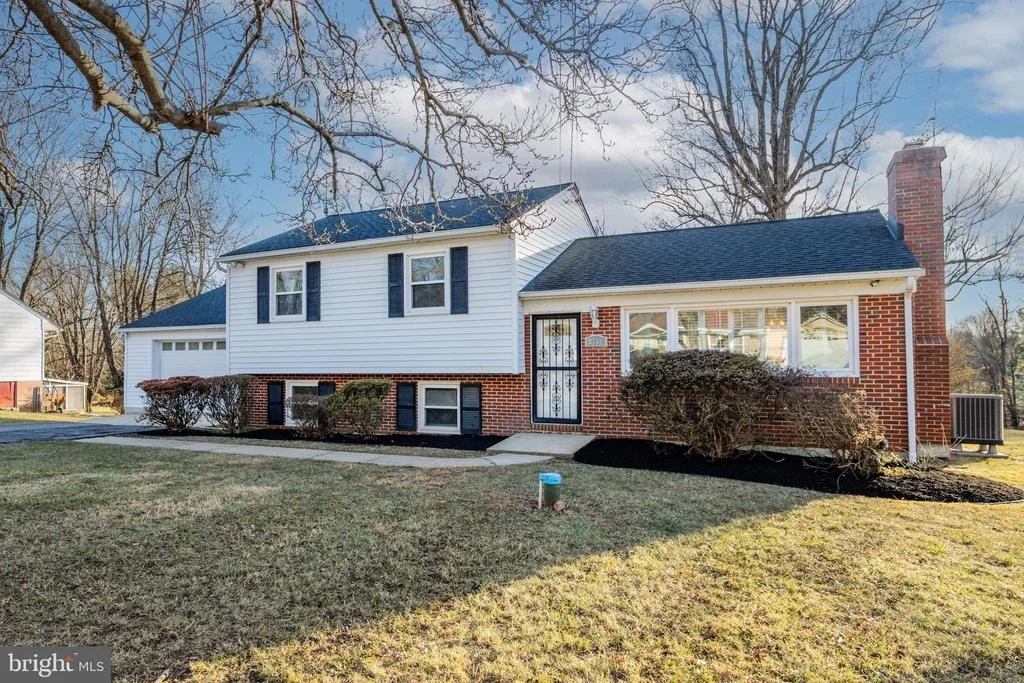 Photo of 8711 WINDSOR MILL ROAD
