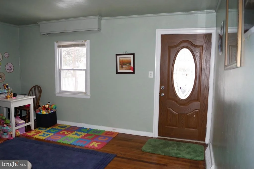 Photo of 12116 VEIRS MILL ROAD