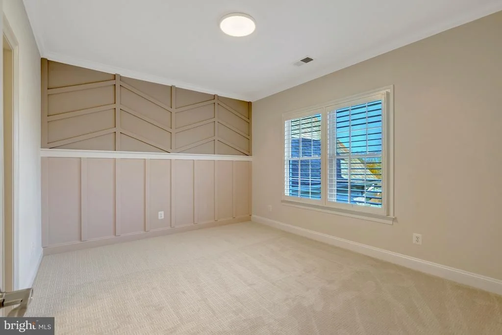 Photo of 1318 KURTZ ROAD