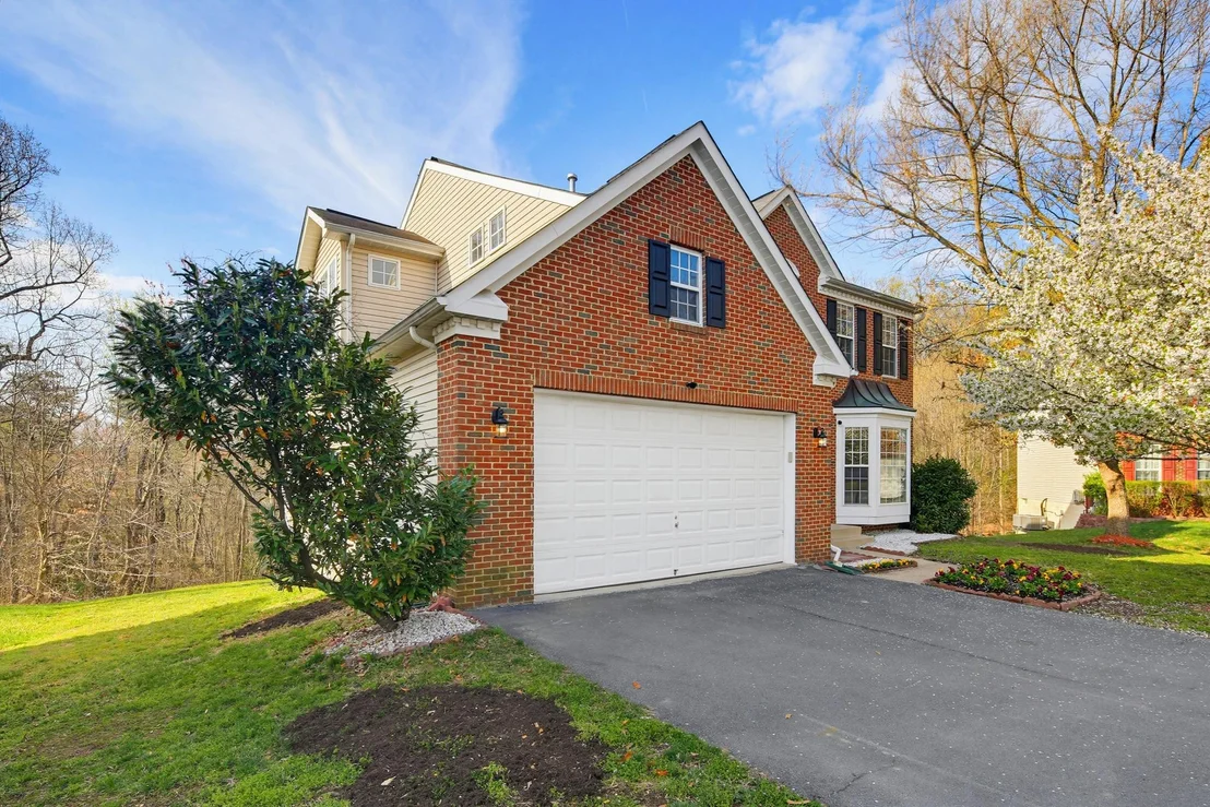 Photo of 14603 FARNHAM LANE