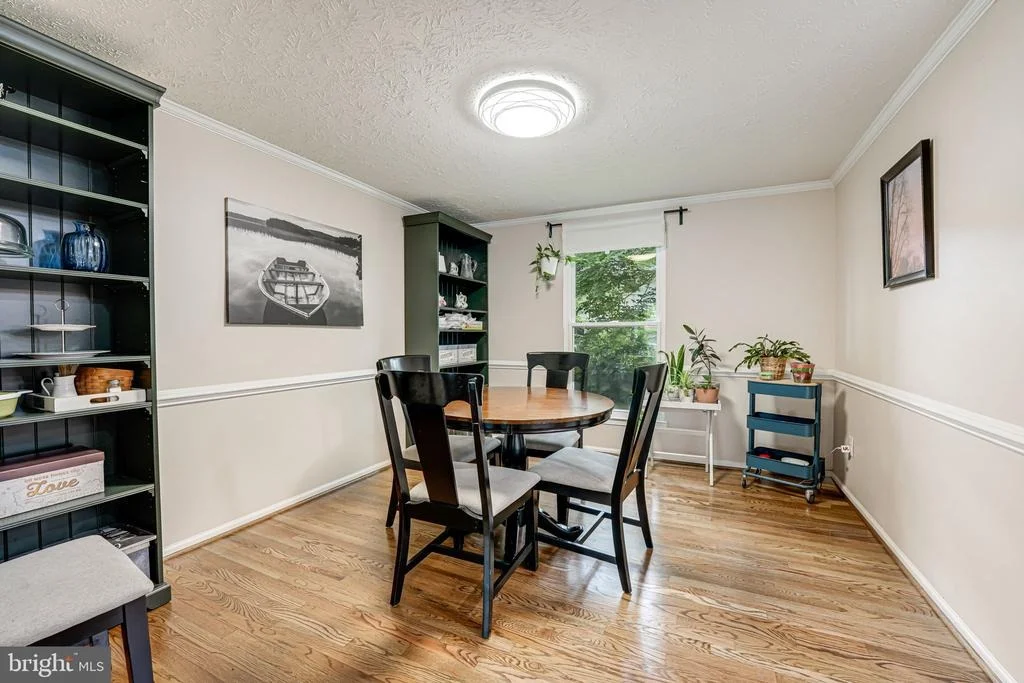 Photo of 15198 HOLLEYSIDE DRIVE