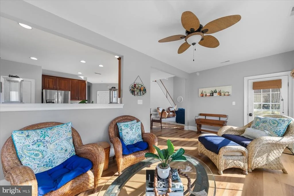 Photo of 37486 SEASIDE DRIVE