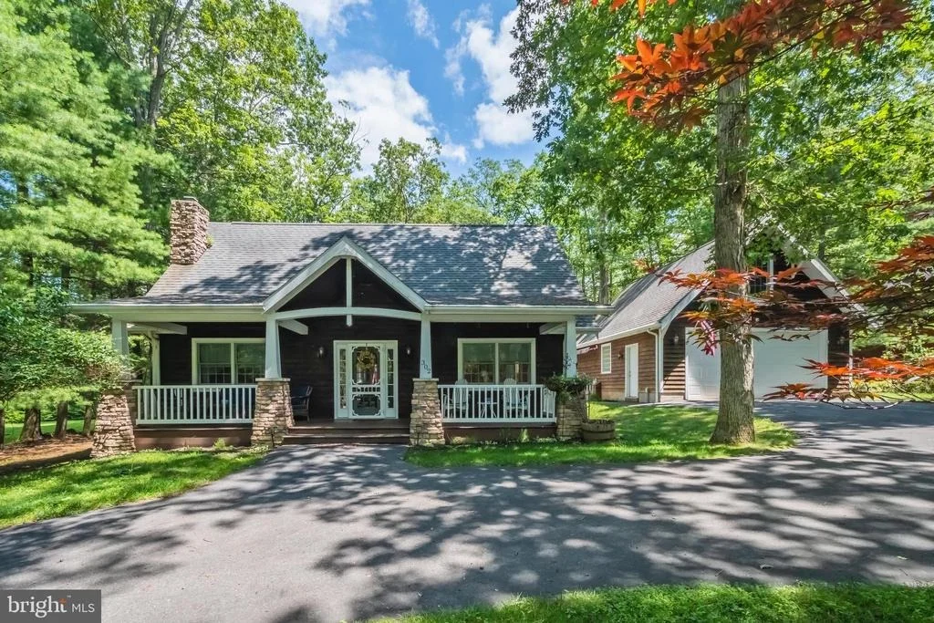 Photo of 302 OAK WAY ROAD