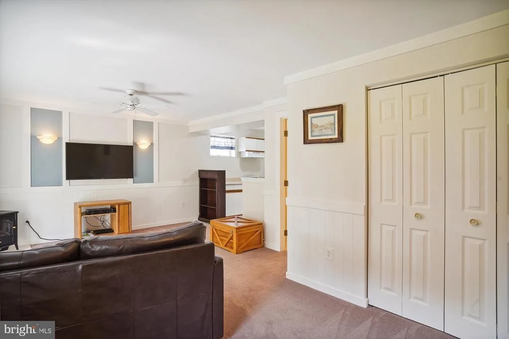 Photo of 24824 SHOWBARN CIRCLE