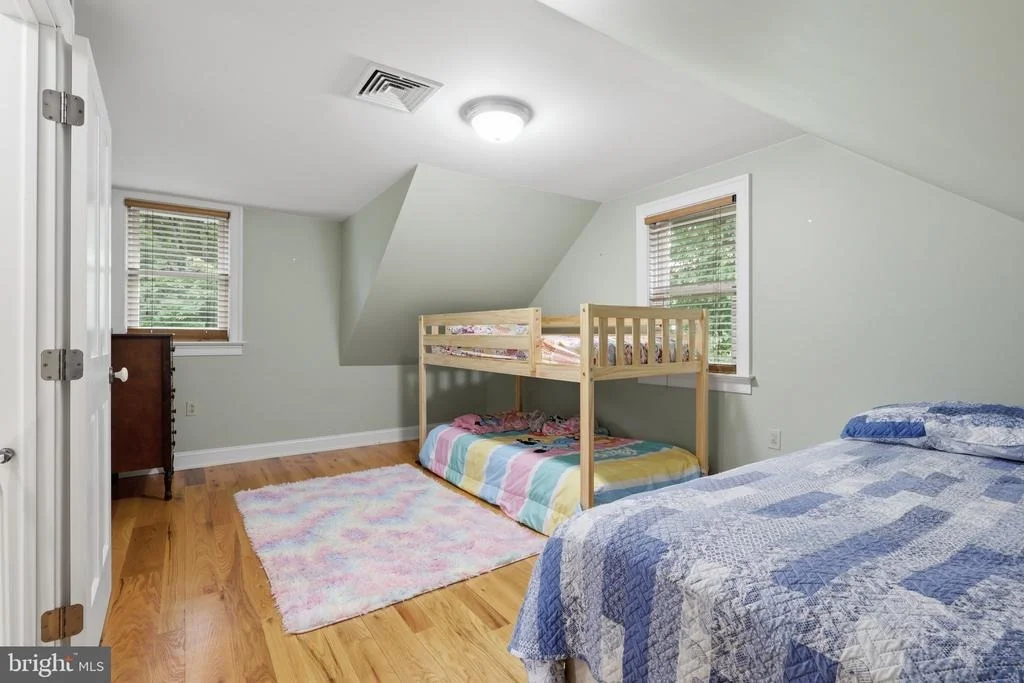 Photo of 5451 BLACK BEAR ROAD