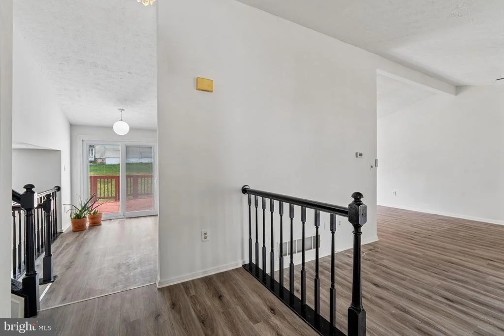 Photo of 3049 MEMORY LANE