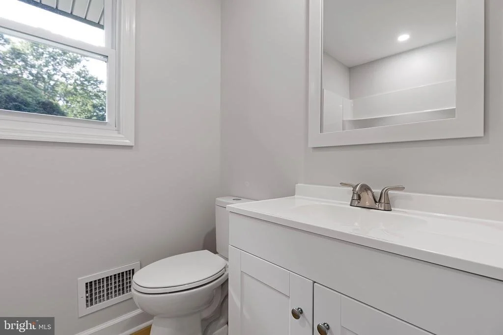Photo of 208 MENDELL PLACE