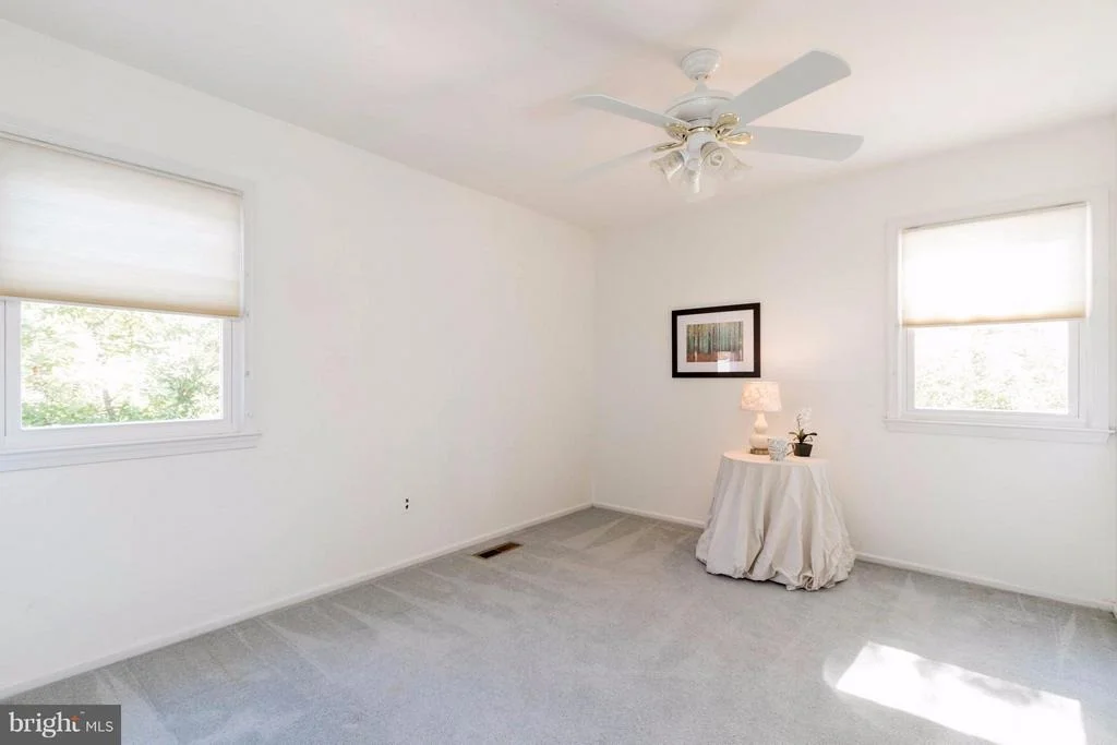 Photo of 9609 PODIUM DRIVE
