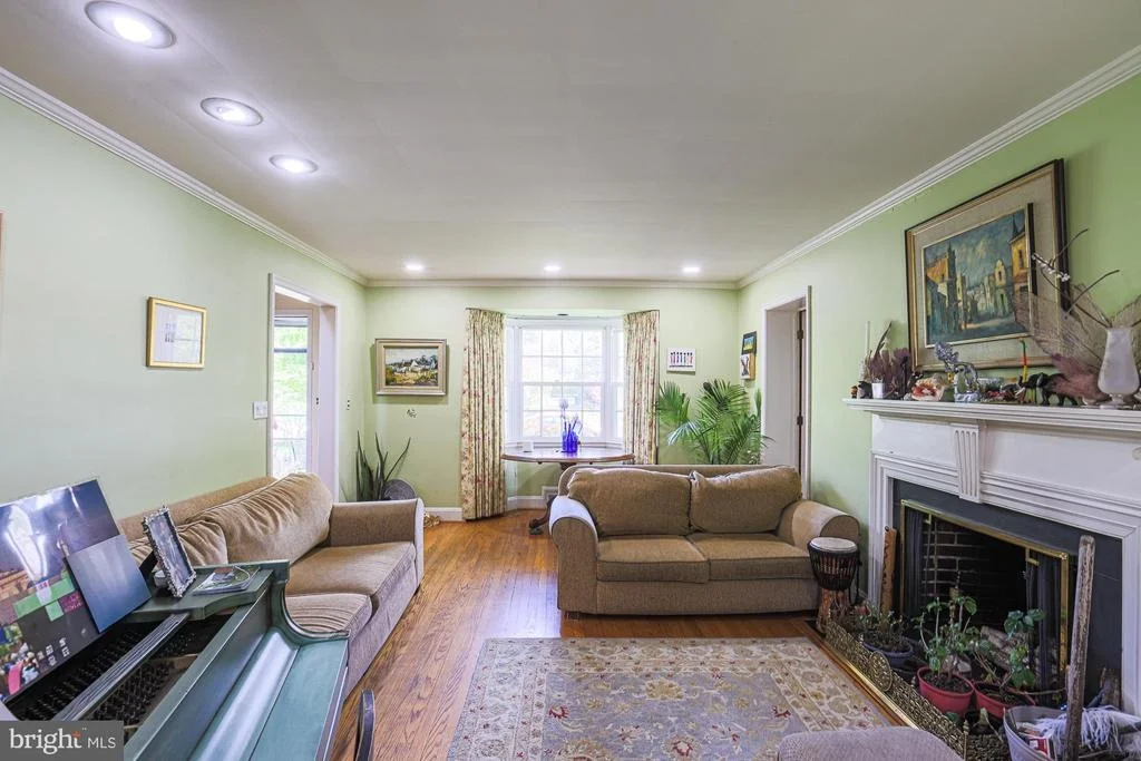 Photo of 3310 LABYRINTH ROAD
