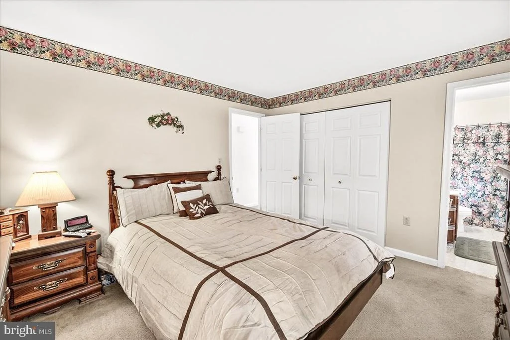 Photo of 1103 MIDVALE AVENUE
