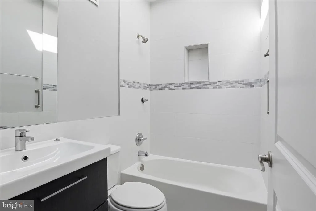 Photo of 1119 STAPLES STREET NE