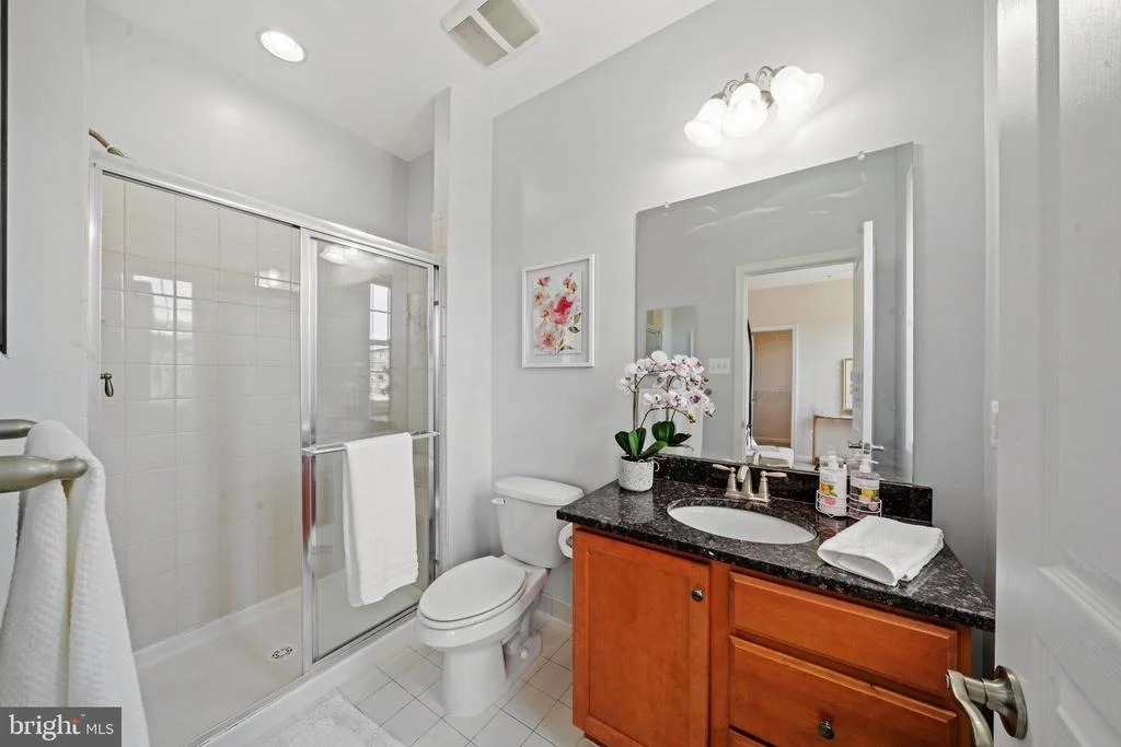 Photo of 304 PARKVIEW AVENUE