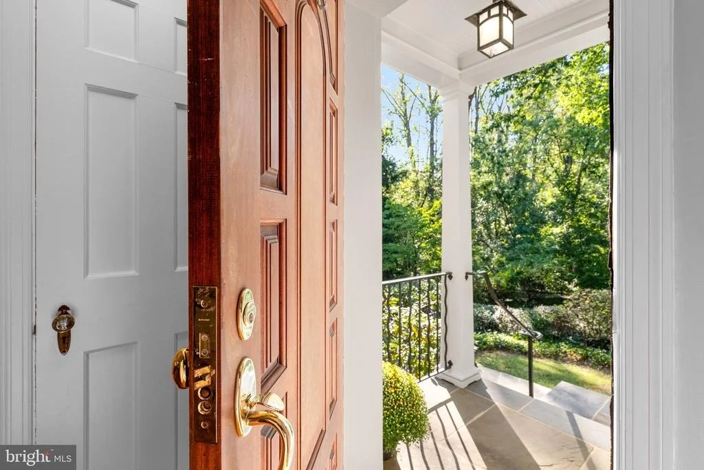 Photo of 1118 DALE DRIVE
