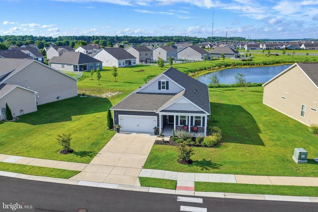 Photo of 30698 WATERFRONT DRIVE