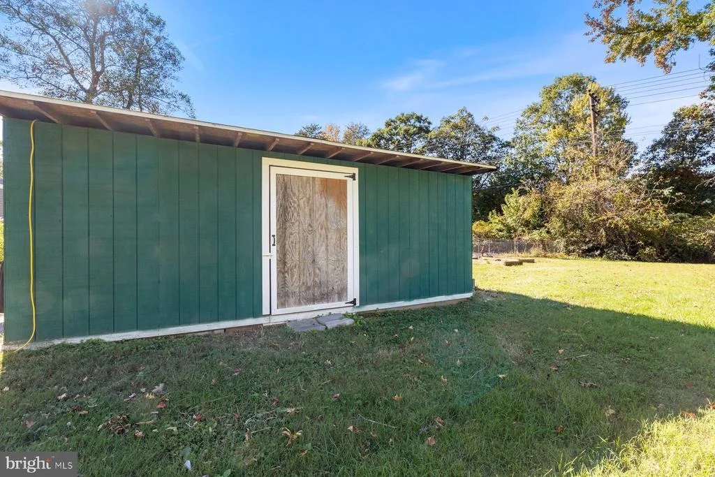 Photo of 530 RITA DRIVE