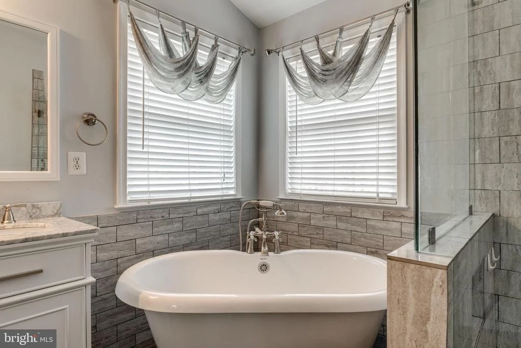 Photo of 7872 SLY FOX LANE