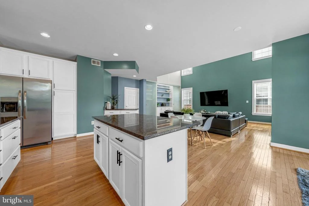 Photo of 42654 FRONTIER DRIVE