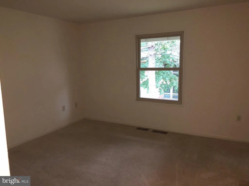 Photo of Unit 103F at 3642 GLENEAGLES DRIVE