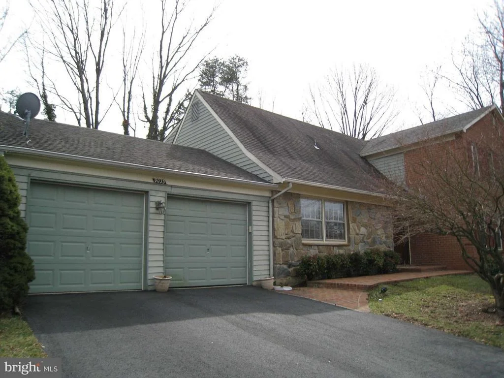 Photo of 9003 STREAMVIEW LANE