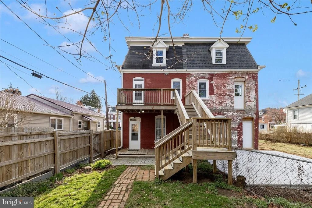 Photo of 519 SUMMIT AVENUE