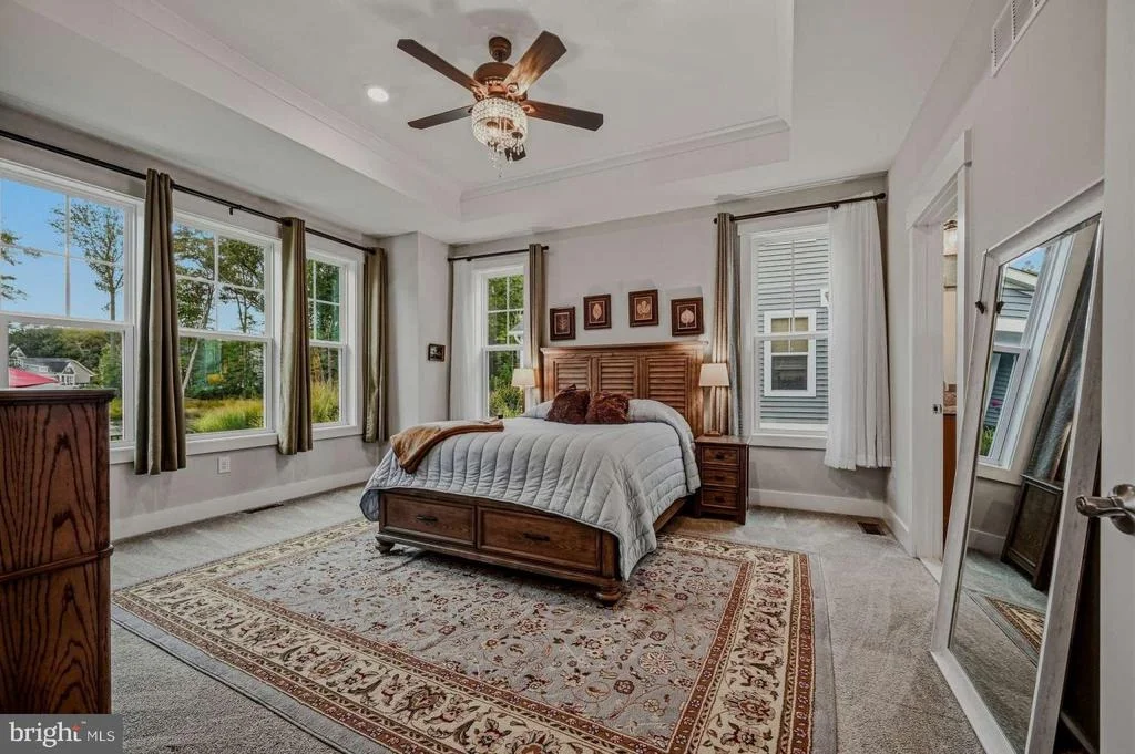 Photo of 24187 HEARTLEAF ROAD