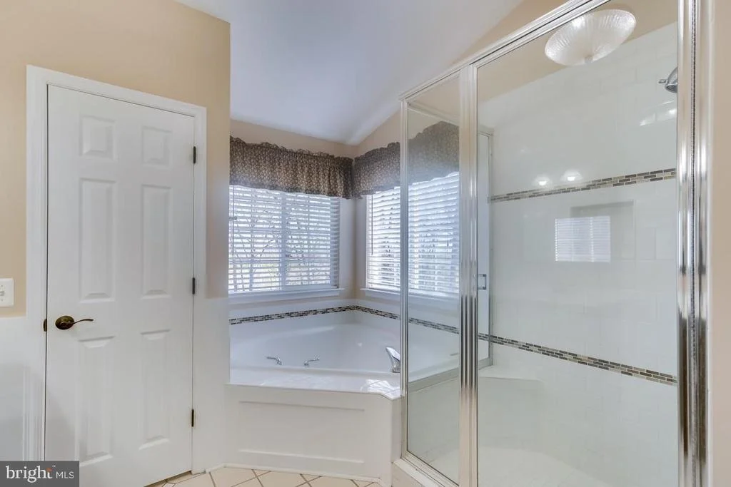Photo of 17221 PICKWICK DRIVE