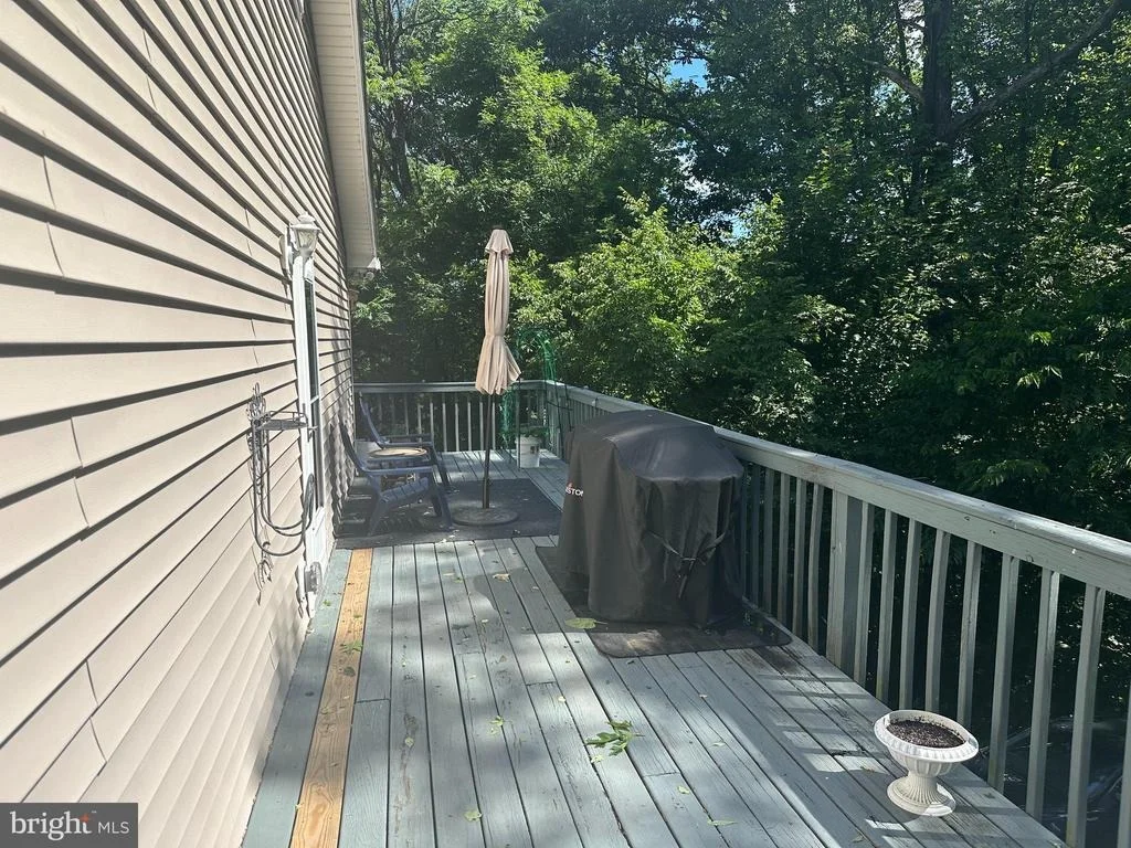 Photo of 440 BLUEBIRD WAY