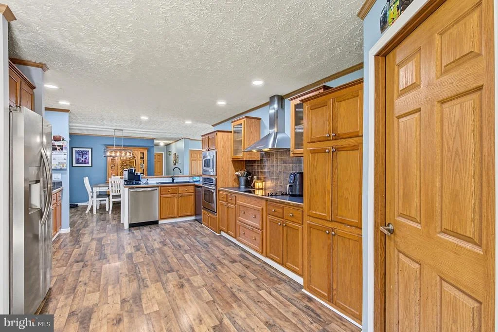 Photo of 111 HIGH VIEW ROAD