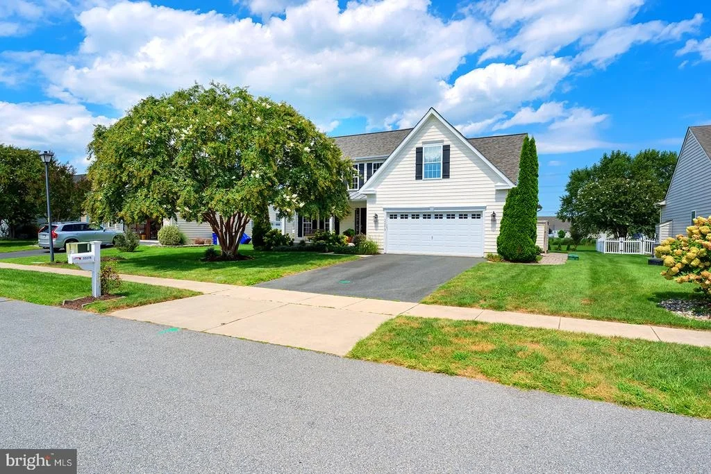 Photo of 33279 HARBOR REACH DRIVE