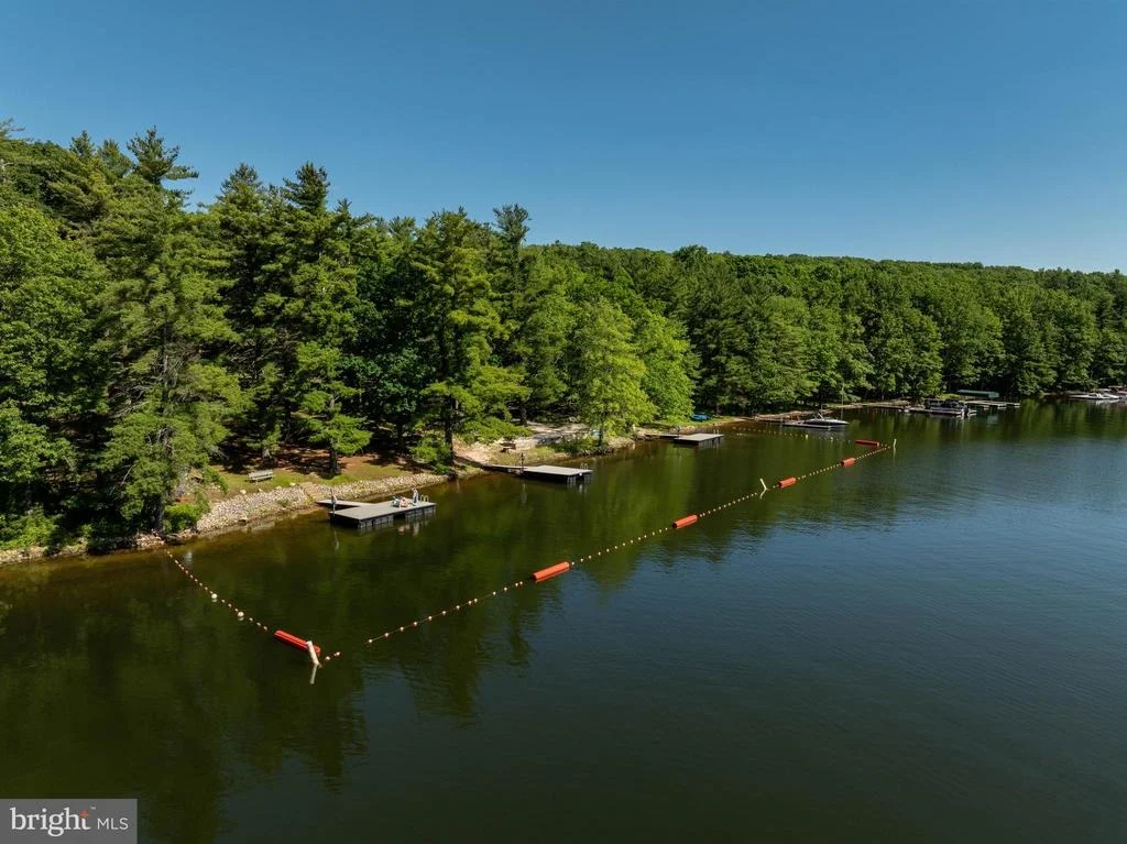 Photo of 392 DEER RUN LANE