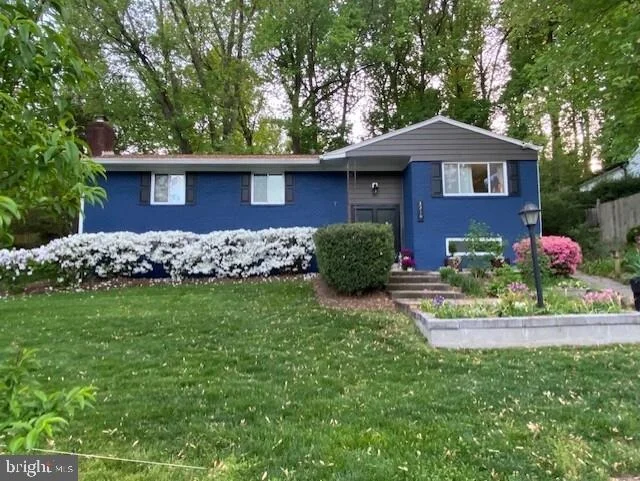Photo of 1219 DOWNS DRIVE