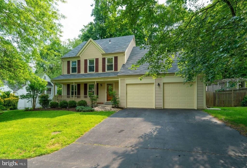 Photo of 7809 RED TULIP COURT