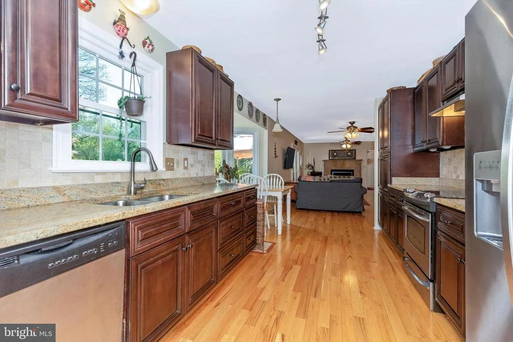 Photo of 28313 HONEYSUCKLE DRIVE