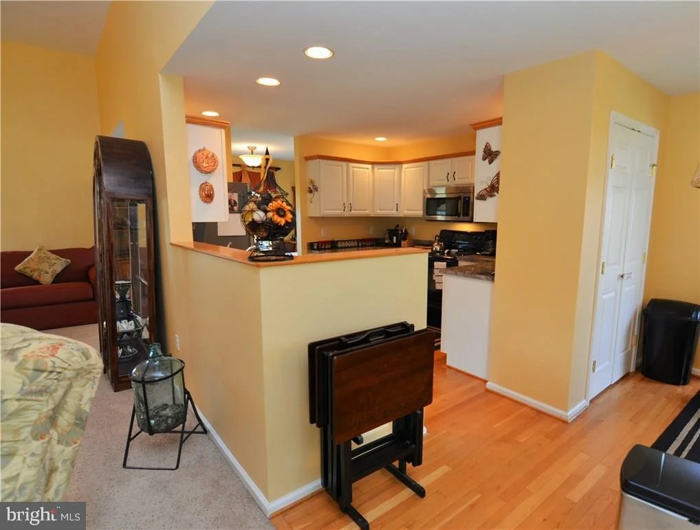 Photo of 502 MAPLE COURT