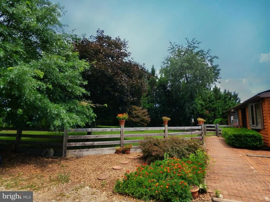 Photo of 8409 MAPLEVILLE ROAD