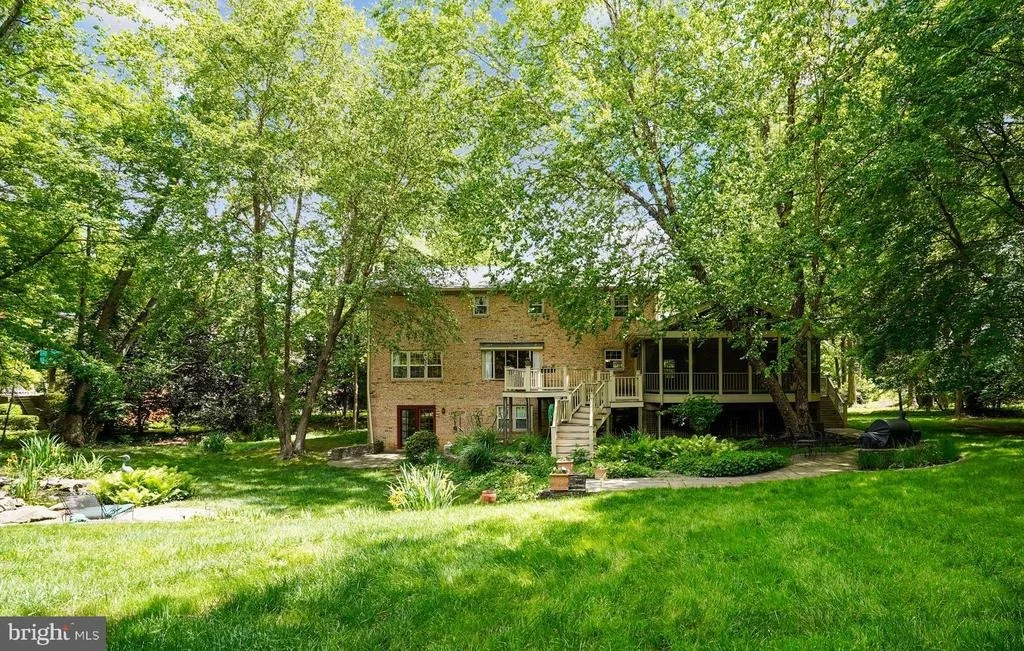 Photo of 7621 BURFORD DRIVE