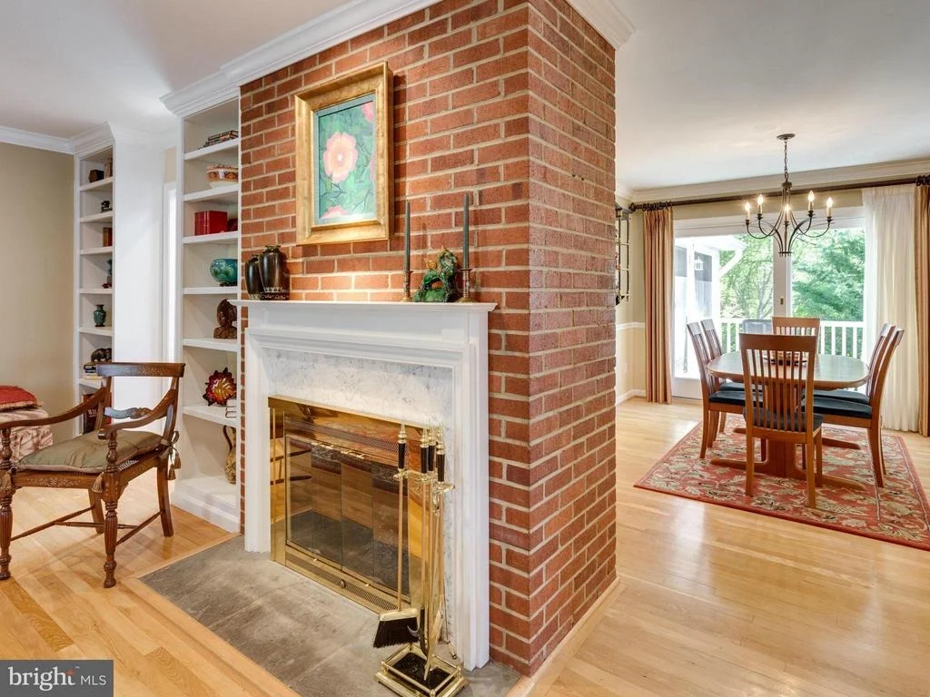 Photo of 1827 DEER DRIVE