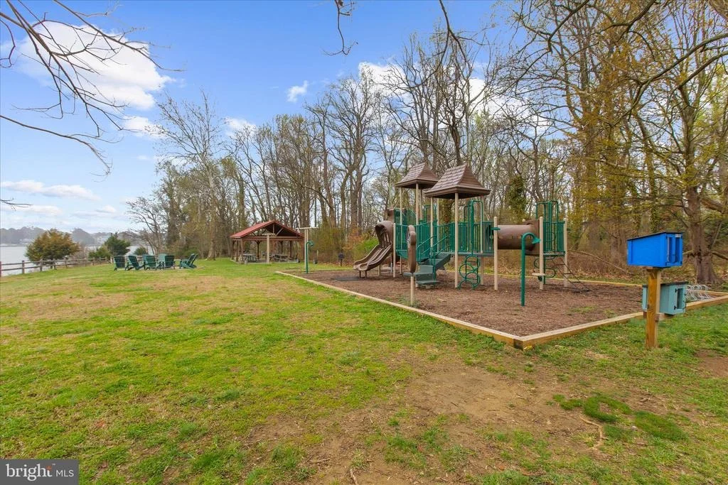 Photo of 2642 QUEEN ANNE CIRCLE