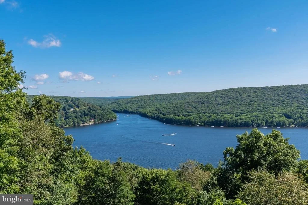 Photo of 164 GRANDVIEW DRIVE
