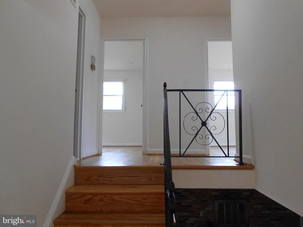 Photo of 3526 OLYMPIC STREET