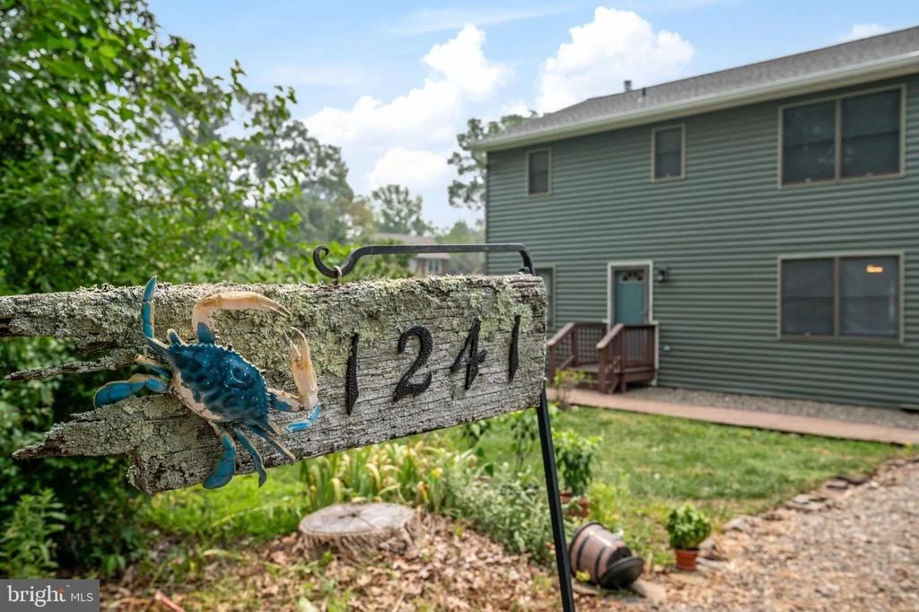 Photo of 1241 JOHNSON DRIVE