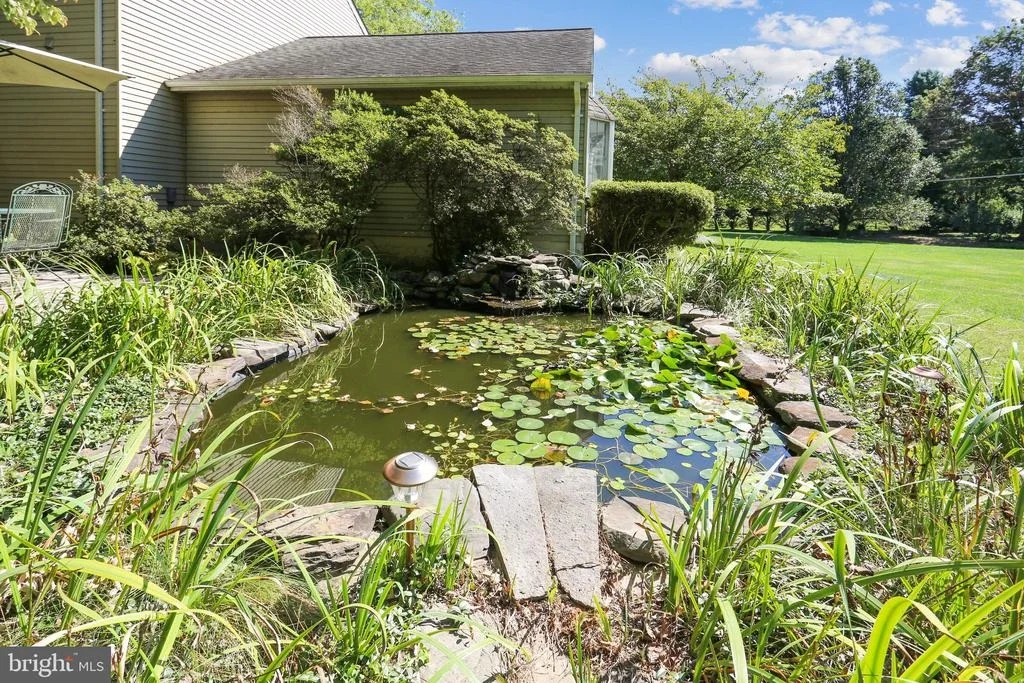 Photo of 9301 HUNTMASTER ROAD