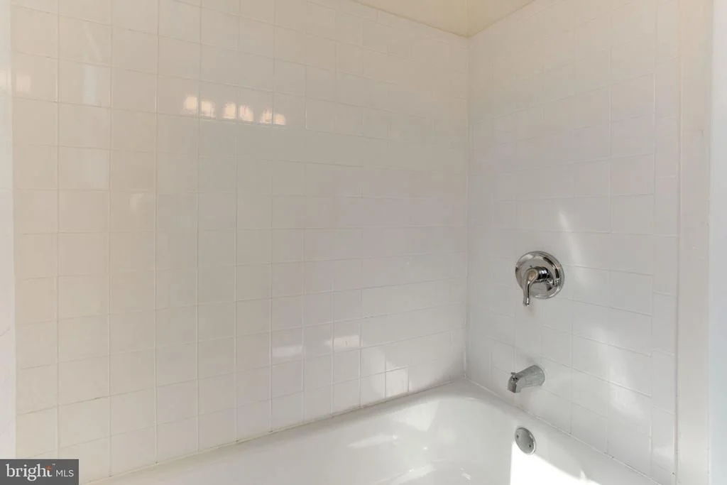 Photo of 9429 LAFAYETTE AVENUE