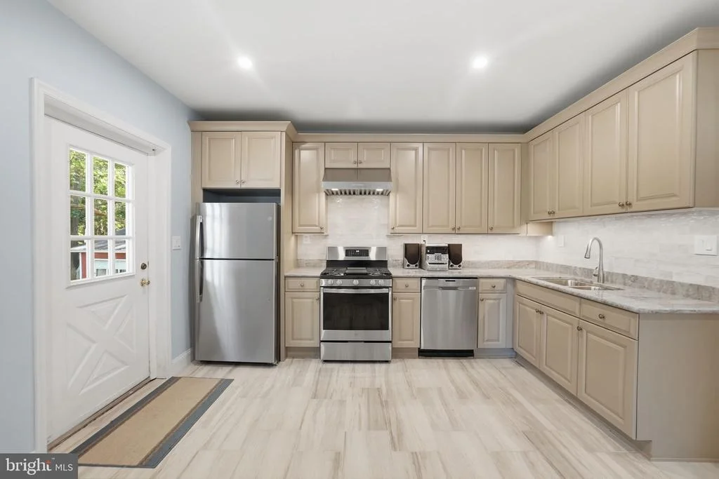 Photo of 15211 CANDY HILL ROAD