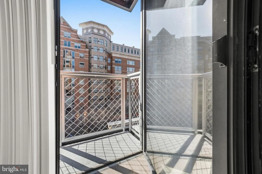 Photo of Unit 614 at 616 E STREET NW