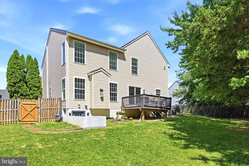 Photo of 10654 ASHFORD CIRCLE