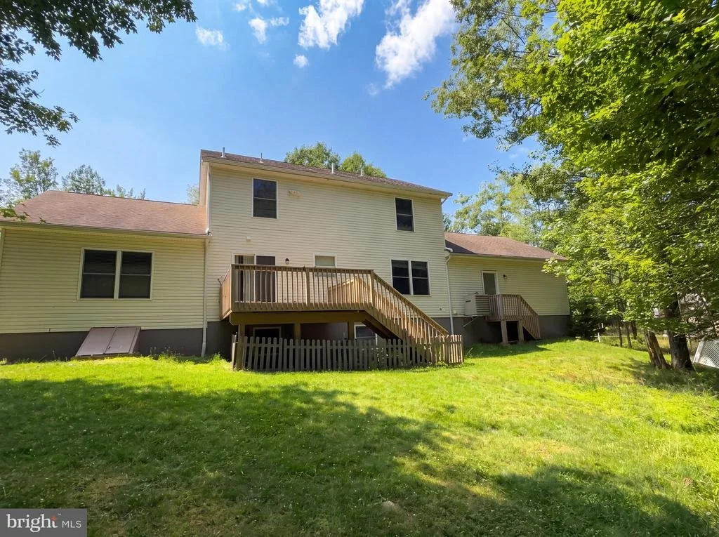 Photo of 814 CLEARVIEW DRIVE