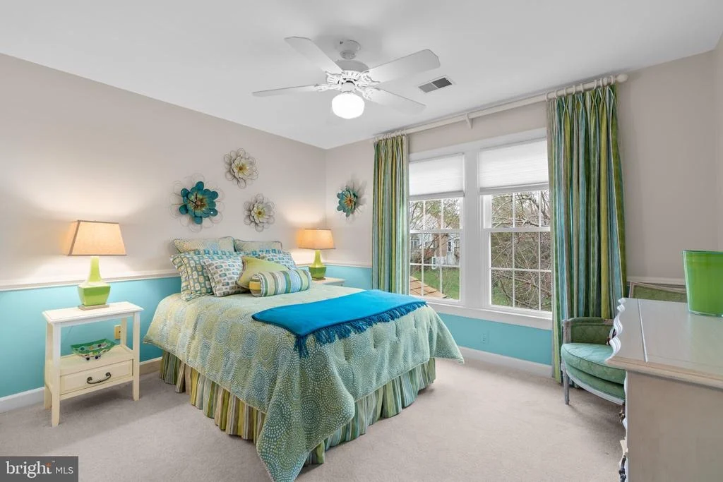 Photo of 17702 GLOBE THEATRE DRIVE