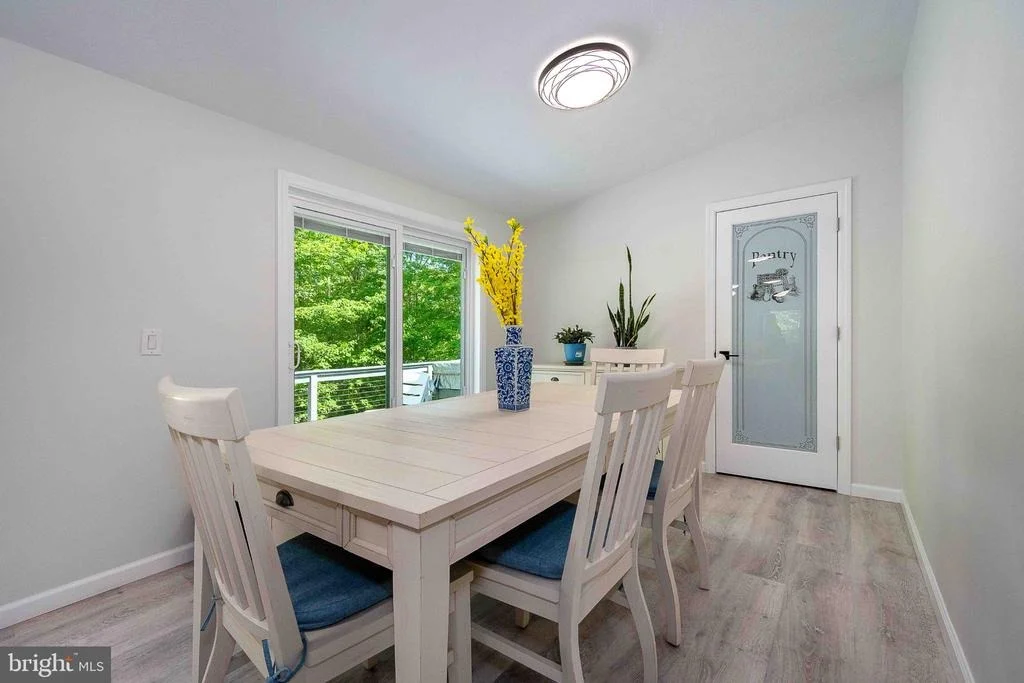 Photo of 511 HILLTOP ROAD